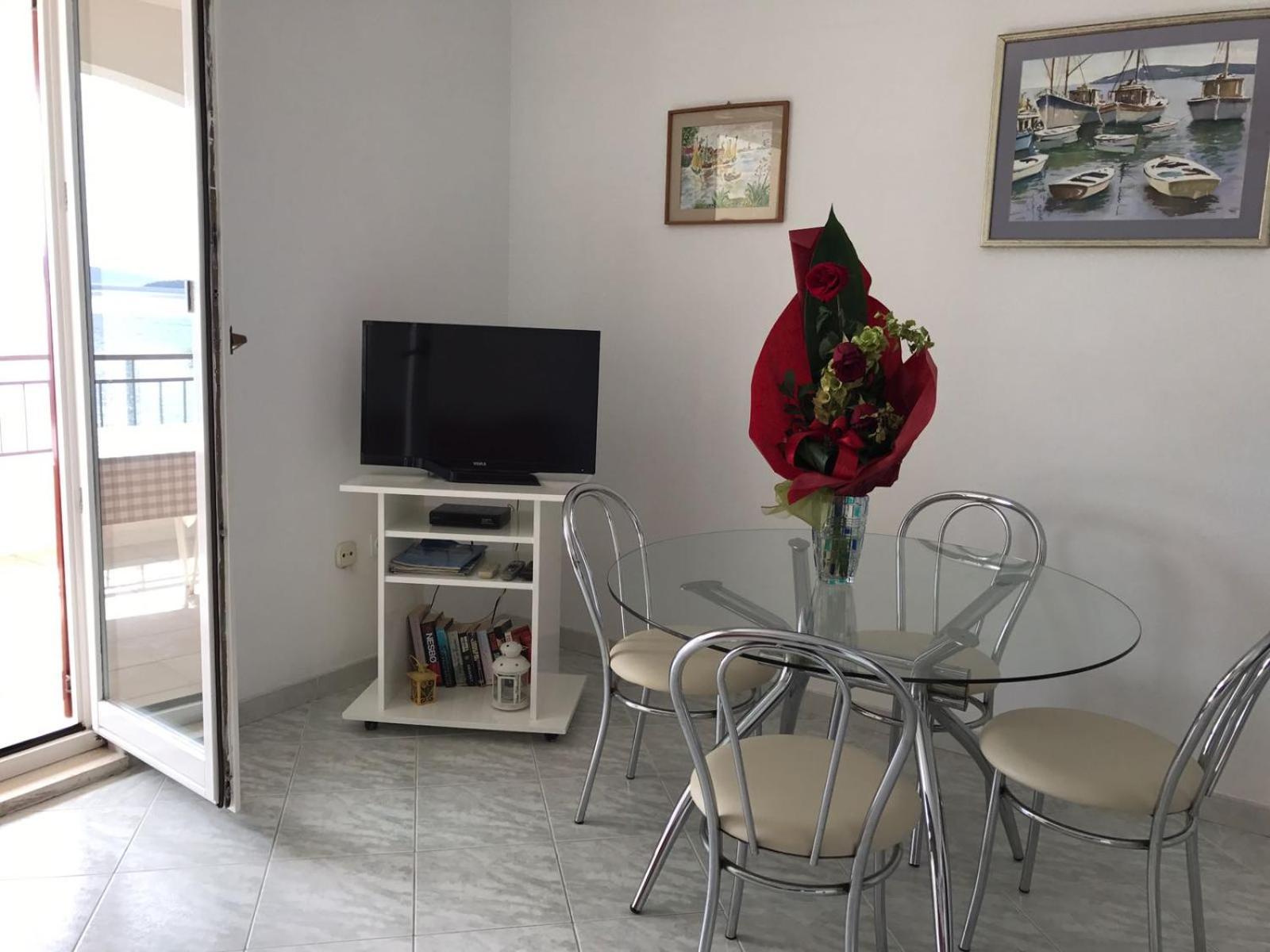 Apartments Villa Marija Seget Vranjica Buitenkant foto