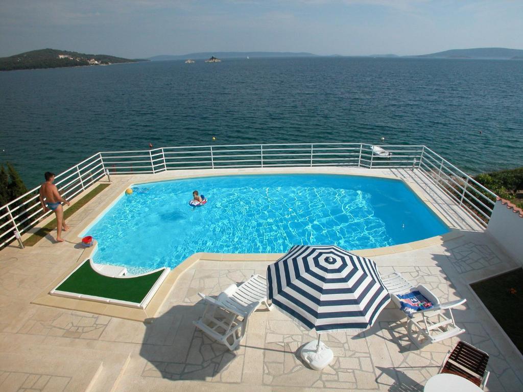 Apartments Villa Marija Seget Vranjica Buitenkant foto