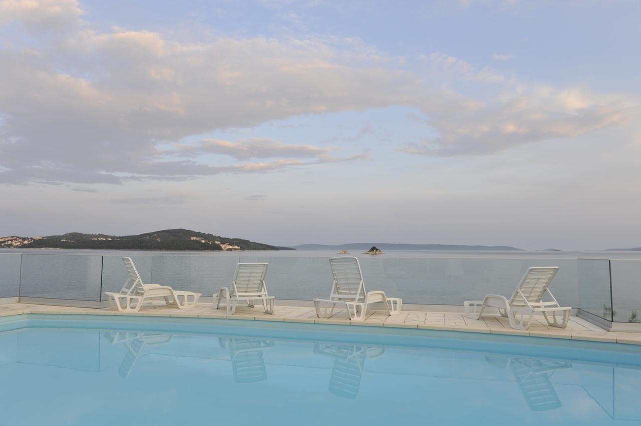 Apartments Villa Marija Seget Vranjica Buitenkant foto