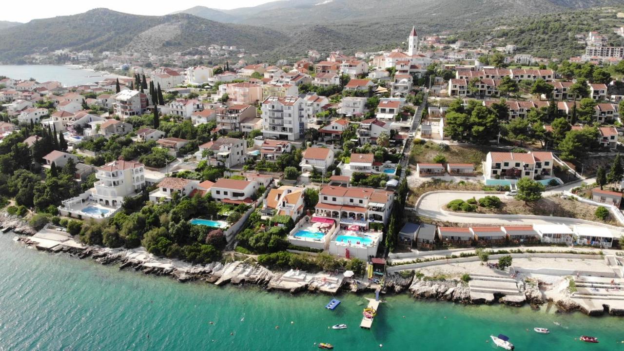 Apartments Villa Marija Seget Vranjica Buitenkant foto